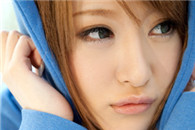 白咲舞：闺中相夫教子的娇妻真是一流。