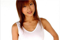 美竹凉子：因曾热衷追求名牌 而于2002年加入AV界！