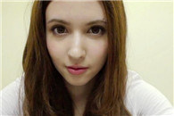 水咲萝拉：据传周杰伦七里香专辑封面的女孩！