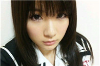 早乙女露依：拥有雪白的皮肤以及娇小但匀称的身材。