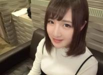 ゆいり20岁美体霜销售员番号：SIRO-3787