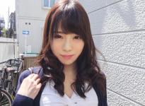 ちか22岁公共汽车指南番号：SIRO-3798