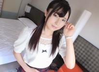 かおり19岁在咖啡馆打工番号：SIRO-3776