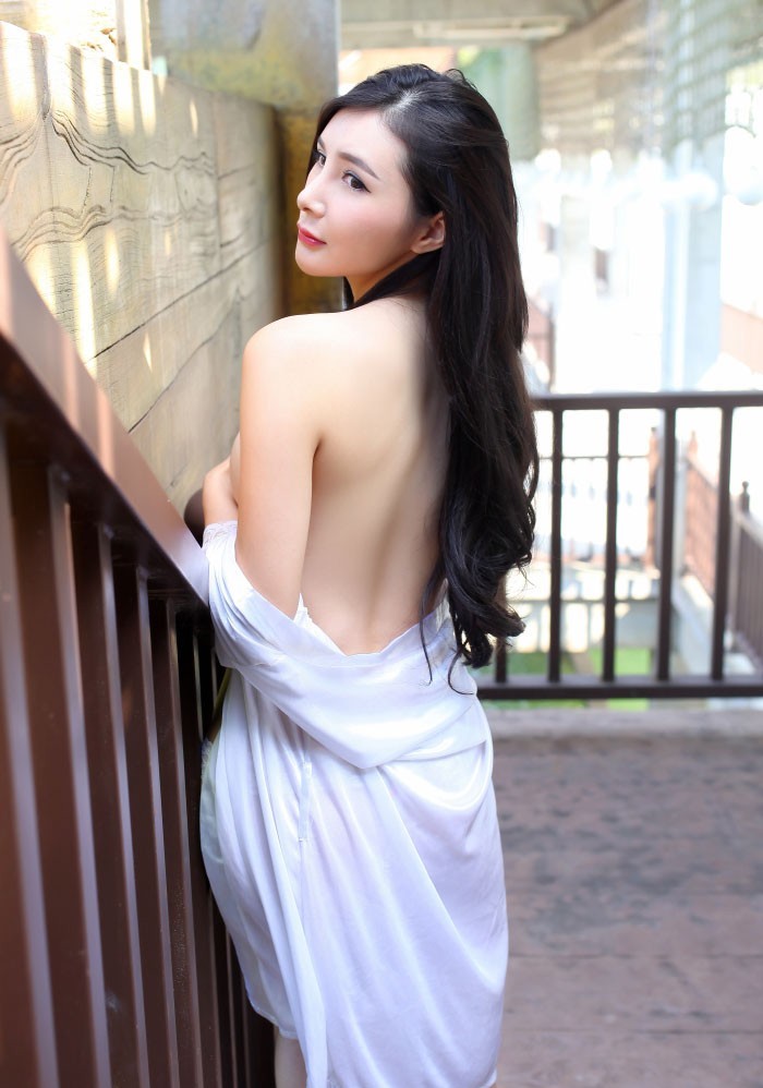 明星最想删掉黄照片 终于干了女神