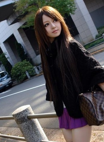 彩花梦ed2k吐舌头番号