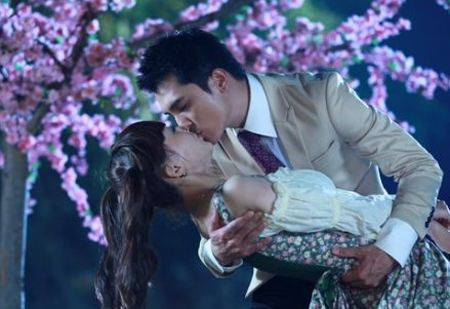 唐嫣被灌醉非礼全图