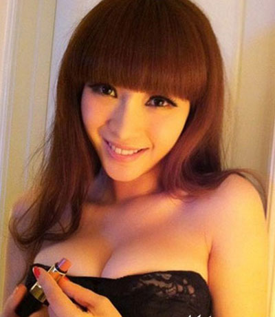 柳岩不照雅照片原图