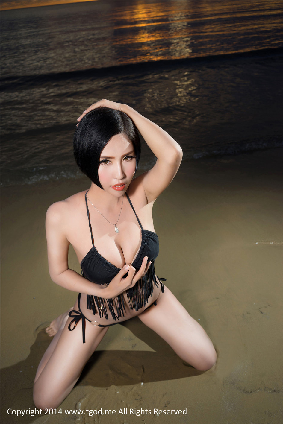 大量吹潮女图片 rtys18以下禁图片