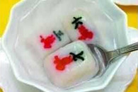 搞笑图片：重庆人的元宵逆天了 麻将汤圆！