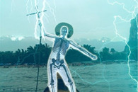 ps恶搞图片：渔民也恶搞之被闪电击中!