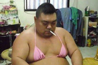 搞笑图片：妖孽 屌丝 宅男横行的时代。