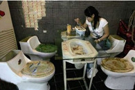 搞笑内涵图：挑战人类各种极限 各种在二。