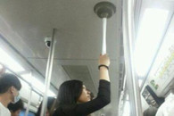 公交地铁神器 再也不用担心没扶手了!