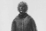 搞笑图片：有了此神器 不在怕地铁轻轨拥挤。