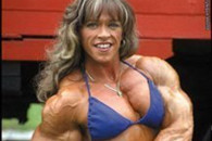 搞笑图片：比一比 那国的女人最猛。