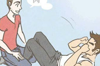 两男生做仰卧起坐的尴尬。