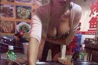 亮点图!眼神好的好好看看，这桌上都有些什么菜?