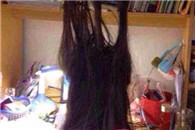 搞笑内涵图：同学发来照片说她室友复习疯了！