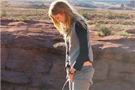 堵车大救星，女人也能像男人一样站在路边撒尿了