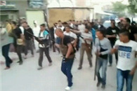 搞笑图片：有这么一位又帅又酷的队友 死在他手里是早晚的事