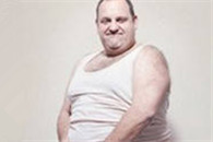 一家公司为了卖出户外广告牌 豁出去了 哈哈!