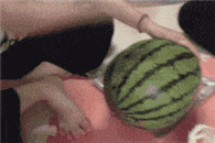 搞笑图片：对一个女汉子来说 这都不叫事儿!