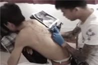 帮准备求婚的哥们纹他女朋友肖像 祝福他们吧!