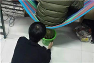 搞笑内涵图：女朋友给我看这个 她是什么意思?