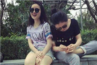 女神与女屌丝的区别，跟在女神身边也改变不了女屌的气质