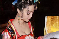 你不会天真的以为我看 武媚娘秀胸传奇 真的是为了看剧情吧?