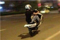 来吧 让姐带你装逼带你飞 必须赞一个