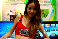 妹子你该去隆胸了 不得不感叹一下!