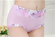 模特秀阴沟 淘宝现在走这种路线了 专门喵人缝!