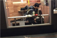 2月14的单身狗，我们同命相怜啊!