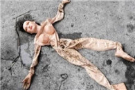 都折磨成这样的充气娃娃也能当二手卖掉