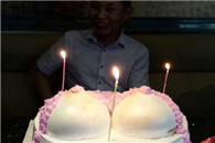 现在的妹子真的是越来越奔放了！