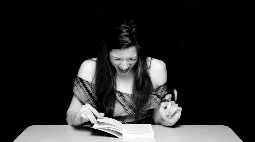 内涵图片:美女电动的椅子做起爽吧！