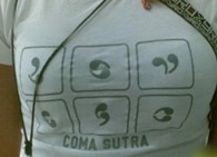 内涵图片：灰常内涵的衣服 看懂的自觉面壁。