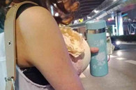 忍不住多看两眼，才发现是我想多了