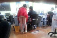 内涵图片：有木有觉得这家公司的工作环境很好?