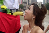 注意节操：今天早晨朋友结婚 好好玩 我当场就硬了!