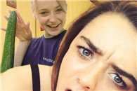 内涵图片：我好像看见了什么不得了的东西?