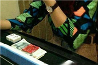 内涵 女朋友怀孕了 急着用钱!信息量略大!