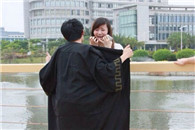 搞笑动态图：不是谁都能做到的 说多了都是泪啊!