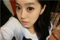 仔细看看这妹子是不是小便失禁了