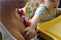 小伙子有前途，带上道具来叔叔教你几招厉害的