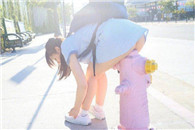 邪恶图片：姑娘 太硬 坐到我怀里吧