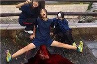 内涵图片：妹子你大姨妈量真大哇!