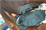 姑娘你这头绳真好看，还有蕾丝边啊