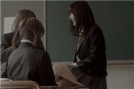 很黄很暴力gif动态图：微风吹起的故事 然而妹子早就看穿了一切!